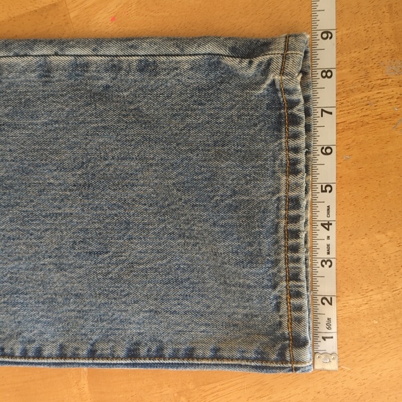 Levi’s 501 Straight Leg Denim Jeans - Picture 7 of 10